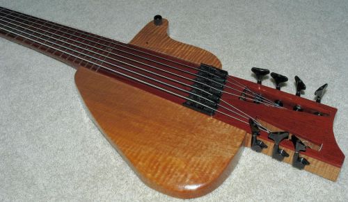 Tung Bass