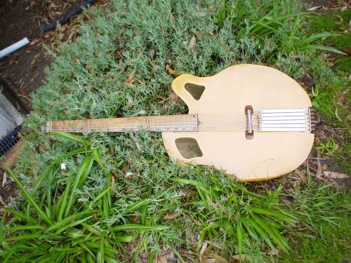 Headless Acoustic Bass